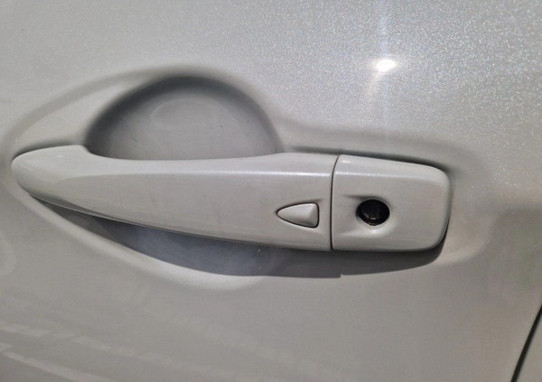 Nissan Qashqai cena 77500 przebieg: 78471, rok produkcji 2017 z Kraków małe 301